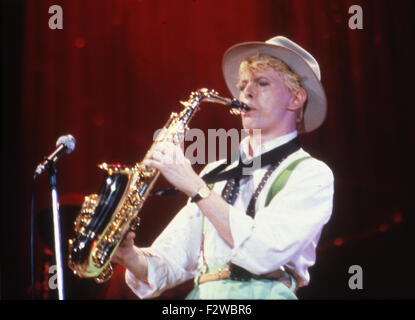 DAVID BOWIE englischer Rockmusiker auf seiner Serious Moonlight-Tour im Jahr 1983 Stockfoto