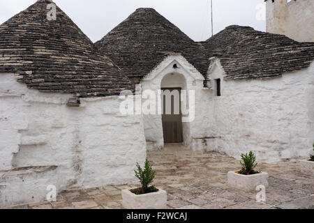 Trulli im Stadtteil Monti in Alberobello Stockfoto