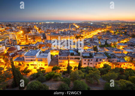 Abends Blick auf Athen vom Philopappos Hügel, Griechenland. Stockfoto