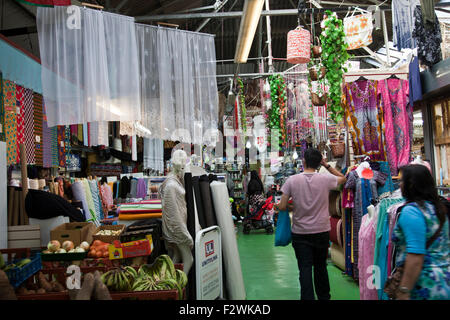 Tuten tuten SW17 Indoor Flohmarkt - London - UK Stockfoto