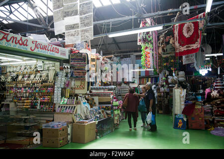 Tuten tuten SW17 Indoor Flohmarkt - London - UK Stockfoto