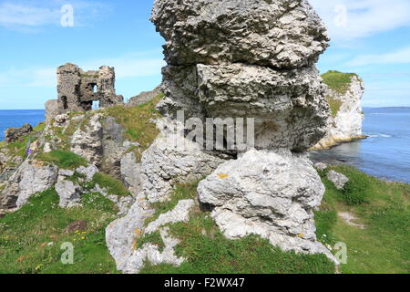 Ruinen von Kinbane Castle in der Nähe von Ballycastle, Nordirland Stockfoto