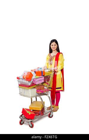 1 indische Frau Hausfrau Diwali Geschenk einkaufen Stockfoto