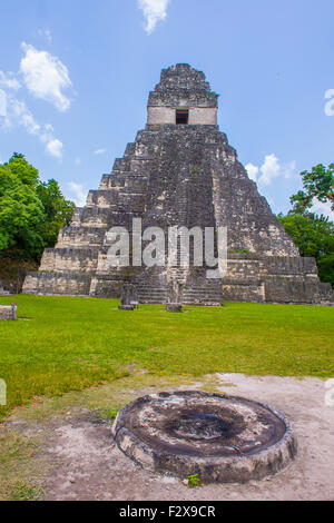 Die archäologische Stätte der präkolumbischen Maya-Zivilisation in Tikal National Park, Guatemala Stockfoto