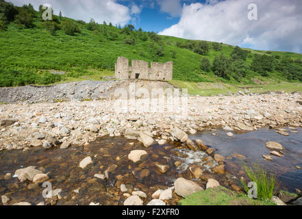 Führen Mine bleibt in Gunnerside Gill im Swaledale in Yorkshire Dales Stockfoto