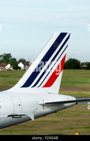 Air France Airbus A320 (F-HEPA) am Flughafen Birmingham, UK Stockfoto