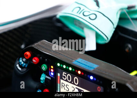 Motorsport: FIA Formula One World Championship 2015, Grand Prix von Japan, Lenkrad, Lenkrad Stockfoto