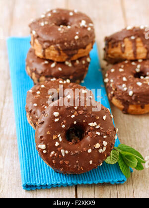 Schokolade Cronuts. Stockfoto