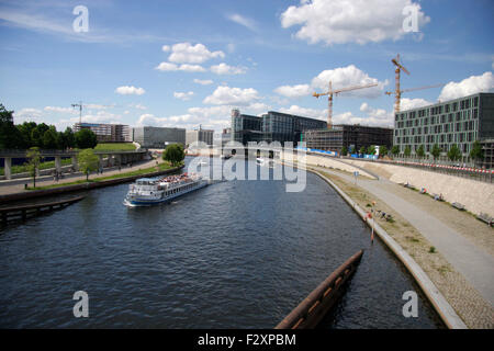 Berliner Hauptbahnhof (übrigens. Lehrter Bahnhof), Spree, Berlin. Stockfoto