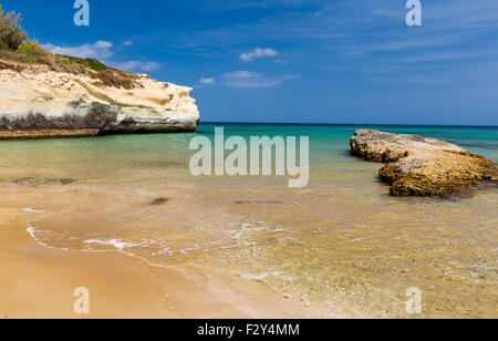 Strand von Lido di Noto, Sizilien Meer. Spiaggia Lido di Noto, Sizilien. Stockfoto