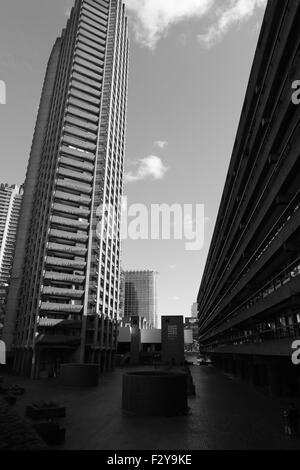 Das Barbican Centre ist eine Modell-Community in der City of London, wo Benedict Cumberbatch derzeit in Hamlet Hauptrolle ist. Stockfoto