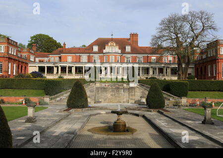 Hampstead Heath Erweiterung, Pergola & Iverforth House, London Stockfoto