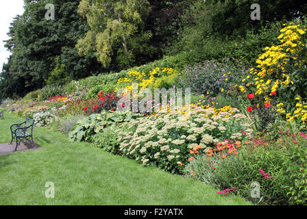 Floral Grenze im Bute Park, Cardiff, Wales, UK Stockfoto