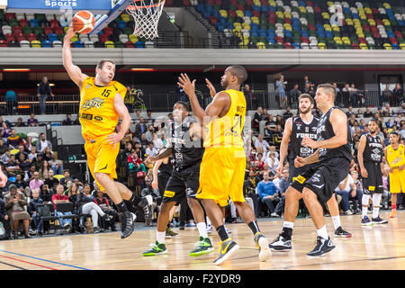 London-Löwen besiegen Leeds Kraft 99-60 bei Copperbox, Olympic Park, London, UK. September 2015. Stockfoto