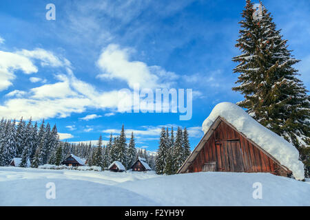 Winter Ferienhaus in Slowenien Alpen-Europa Stockfoto