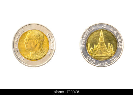 Thai zehn Baht Münzen auf weißem Hintergrund Stockfoto