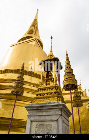 Goldene Pagode in Wat Phra Keaw Stockfoto