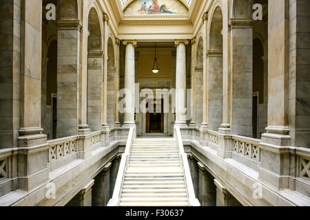 Vermont Marmor Treppe zum House Of Representatives innerhalb der Arkansas State Capitol building in Little Rock Stockfoto