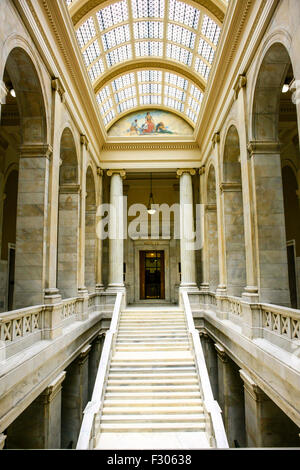 Vermont Marmor Treppe zum House Of Representatives innerhalb der Arkansas State Capitol building in Little Rock Stockfoto