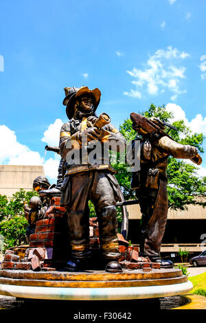 Denkmal von gefallen Feuerwehrleute auf dem Gelände des State Capitol in Little Rock Arkansas Stockfoto