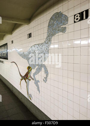 81. St. - U-Bahn-Bahnsteig Museum of Natural History, New York, USA Stockfoto