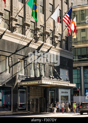 Bloomingdale's Storefront, NYC Stockfoto