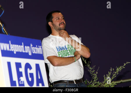 Pordenone, Italien. 26. Sep 2015. Matteo Salvini, Bundes Sekretär der Partei Lega Nord (Lega Nord) besuchte die Lega Nord Partei regionale Rallye auf in Pordenone am 26. September 2015 Credit: Andrea Spinelli/Alamy Live News Stockfoto