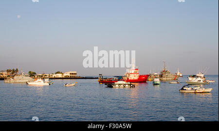 Hafen von Puerto Baquerizo Moreno, San Cristobal Insel, Galapagos-Inseln Stockfoto