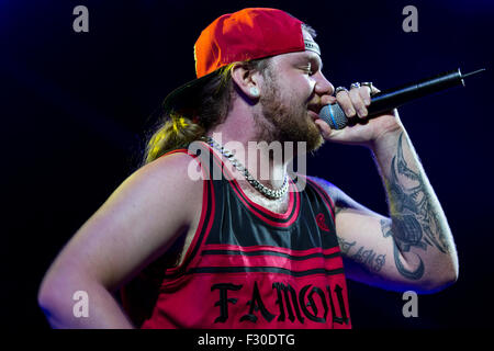 Nichelino, Italien. 26. Sep 2015. Nitro, italienischen Rapper, tritt in der letzten Nacht des Star Free Music Festival in Nichelino. © Andrea Kätzchen/Pacific Press/Alamy Live-Nachrichten Stockfoto