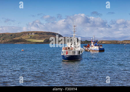 Oban Hafen mit Blick auf die Insel Kerrera, Argyll and Bute, Scotland, UK. Stockfoto