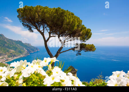 Ravello, Blick von der Villa Rufolo, Amalfiküste, Italien Stockfoto