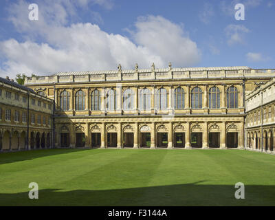 Cambridge, Trinity College, Bibliothek Neviles vor Gericht Stockfoto