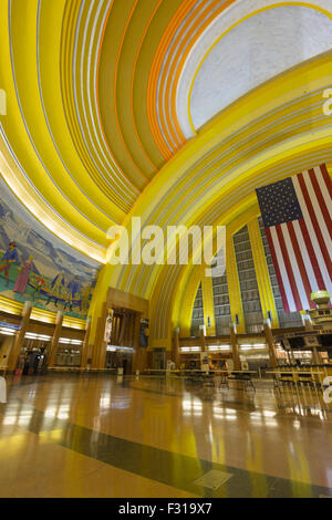 ART DECO ROTUNDE CINCINNATI MUSEUM CENTER UNION TERMINAL (© FELLHEIMER & WAGNER 1933) CINCINNATI OHIO USA Stockfoto