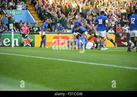 Schalk Burger erzielt einen Versuch für Südafrika, wie sie Samoa im Villa Park in der Rugby-Weltmeisterschaft 2015 schlagen Stockfoto