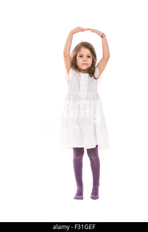 Voller Länge von kleinen Ballerina Mädchen tanzen isoliert auf weißem Hintergrund Stockfoto