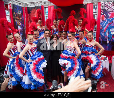 New York, USA. 27. September 2015. Dany Brillant und Moulin Rouge Credit: StuMedia/Alamy Live-Nachrichten Stockfoto