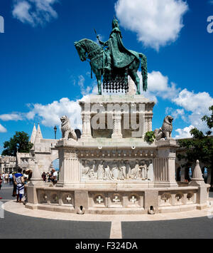 Statue des Heiligen Stephans, Fischerbastei, Burgberg, Budapest, Ungarn Stockfoto