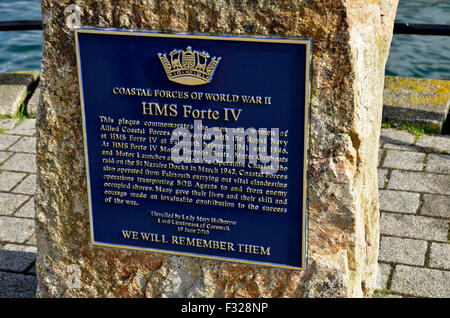 Ein Denkmal in Falmouth, Cornwall, HMS Forte IV. Stockfoto