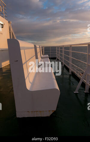 Sonnenaufgang auf der Fähre P & O, MS Pride of York Kreuzung zwischen Rumpf und Zeebrugge Stockfoto