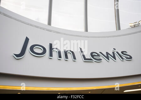John Lewis speichern Zeichen im Grand Central Shopping Centre, Birmingham, West Midlands, England, UK Stockfoto