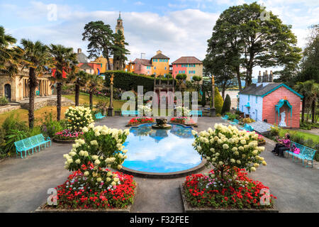 Portmeirion, Gwynedd, Wales, Vereinigtes Königreich Stockfoto