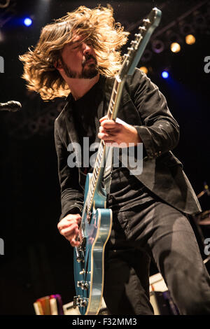 Dave Grohl Felsen heraus. Stockfoto