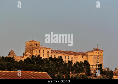 Castillo de Los Calatravos. Burg und Kloster, Alcañiz. XII-XIII Jahrhundert. Calatrava bestellen. Parador de Turismo "La Concordia". Stockfoto