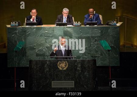 New York, USA. 28. Sep, 2015. US-Präsident Barack Obama richtet sich der 70. Tagung der Generalversammlung der Vereinten Nationen im UN-Hauptquartier in New York, N.Y. 28. September 2015 Stockfoto