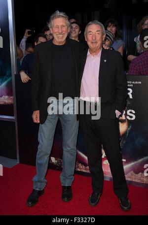 New York, NY, USA. 28. Sep, 2015. Roger Waters, Nick Mason im Ankunftsbereich für ROGER WATERS die Wand Premiere, Ziegfeld Theatre, New York, NY 28. September 2015. Bildnachweis: Lev Radin/Everett Collection/Alamy Live-Nachrichten Stockfoto