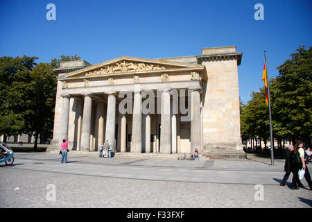 Neue Wache, Unter Den Linden, Berlin-Mitte. Stockfoto