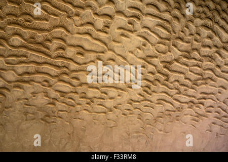 Luftaufnahme von 1000 Fuß Muster in den Sand bei Ebbe auf Blakeney Hafen Norfolk Stockfoto