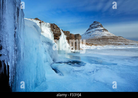 verschneiten Kirkjufell, Snaefellsness Halbinsel, Island Stockfoto