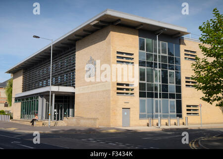 Salisbury Law Courts mit Salisbury Crown Court und Salisbury Magistrates Court, Salisbury, Wiltshire, UK Stockfoto