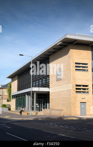 Salisbury Law Courts mit Salisbury Crown Court und Salisbury Magistrates Court, Salisbury, Wiltshire, UK Stockfoto